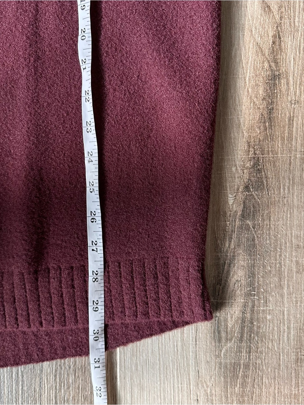 New with tags!!!! Nike Sportswear
Women's Crew-Neck Sweater
Burgundy HV2080-652 - Picture 5 of 10